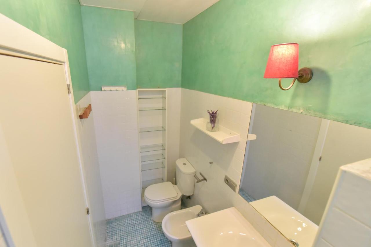 New! Bohemian Apartment In The Center Севілья Екстер'єр фото