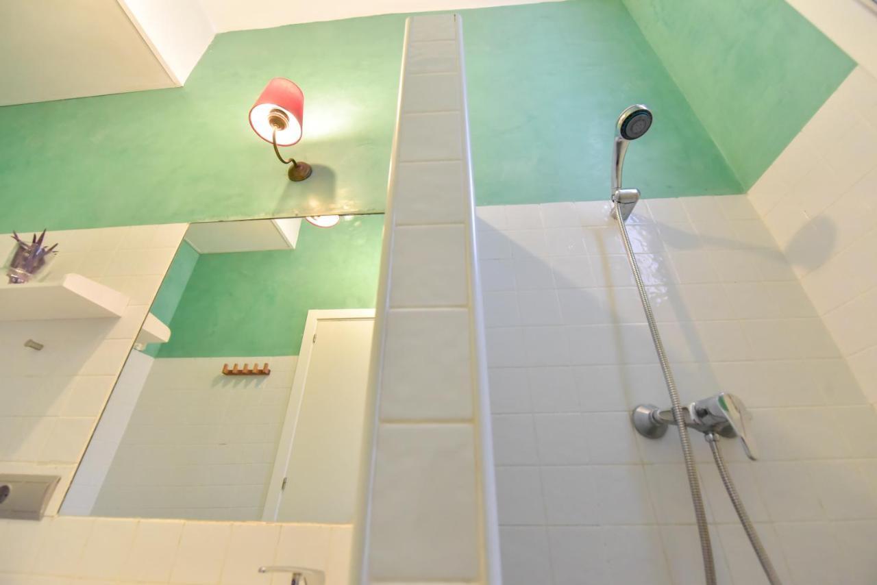 New! Bohemian Apartment In The Center Севілья Екстер'єр фото